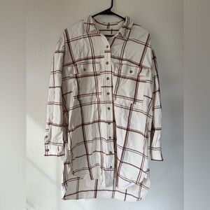 Universal thread flannel button up tunic